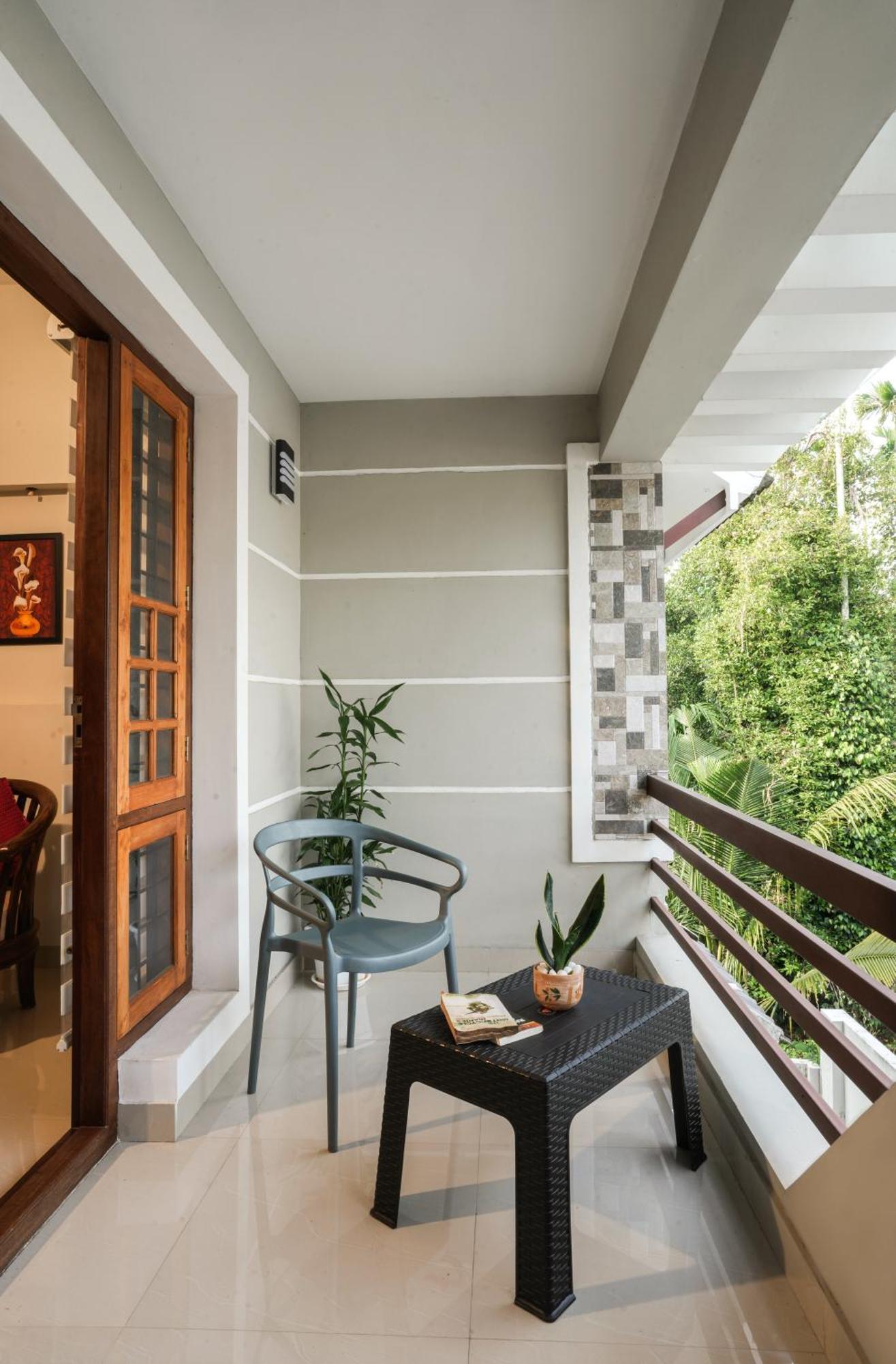 Swapna Home Suites Nedumbassery Exterior photo
