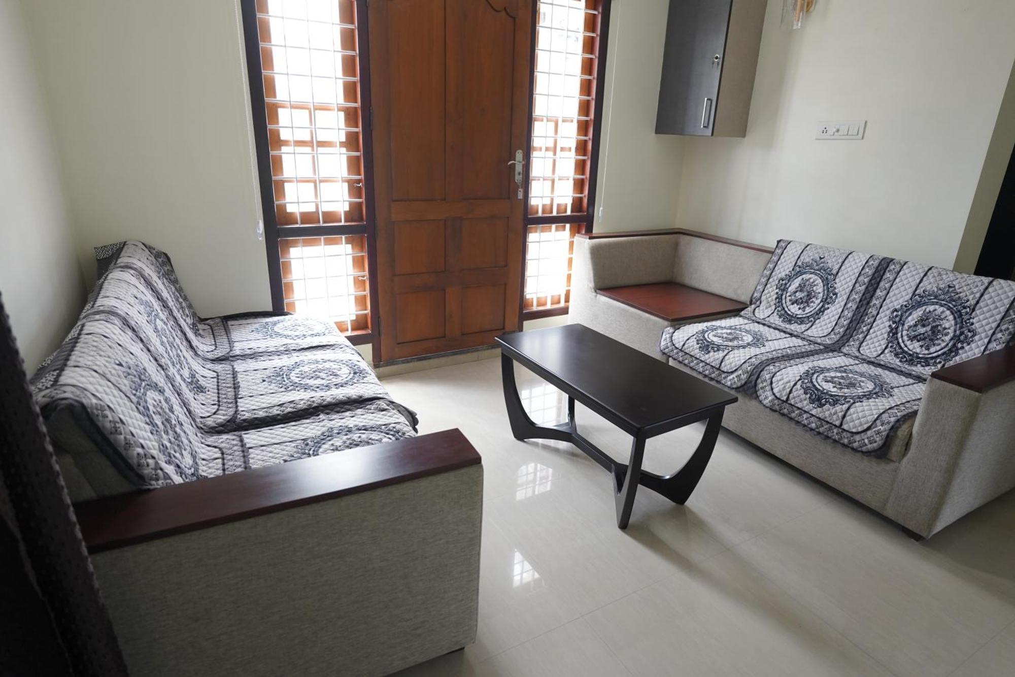Swapna Home Suites Nedumbassery Exterior photo