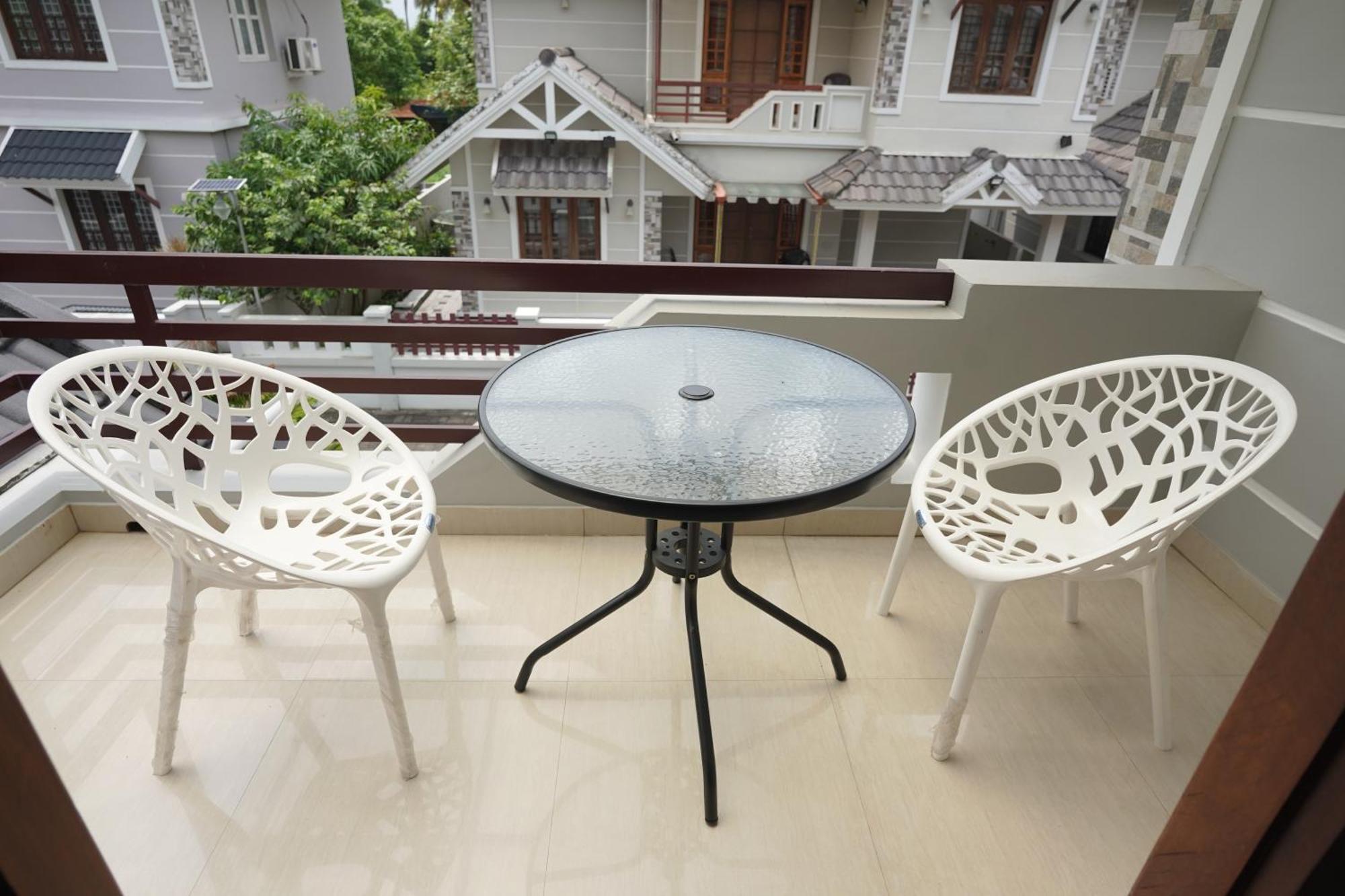 Swapna Home Suites Nedumbassery Exterior photo